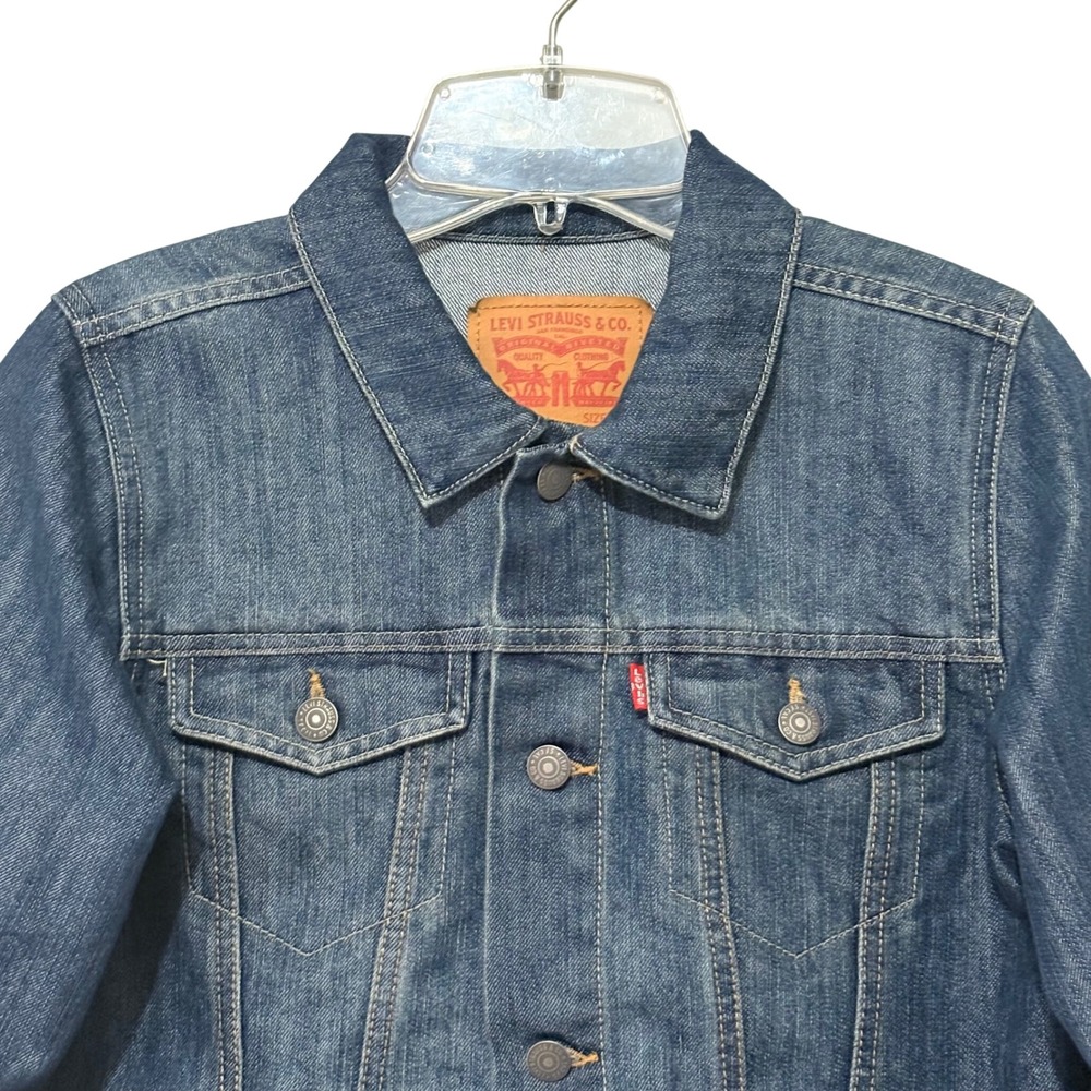 Levis Girls Denim Trucker Jacket Medium Wash Blue 7747-M7G Size M 10-12 YRS - Picture 2 of 8